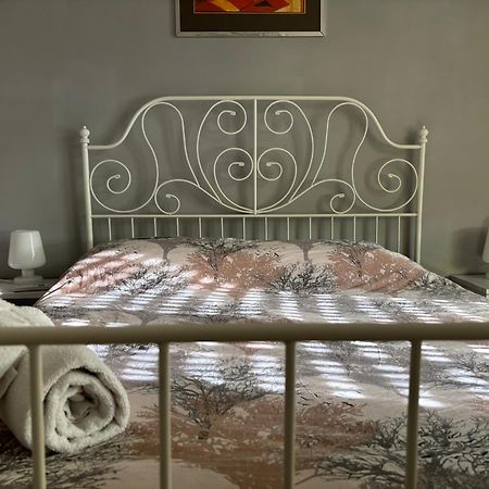 La Casa Di Fantozzi - 5 Stelle Appartamento Elegante Róma Kültér fotó